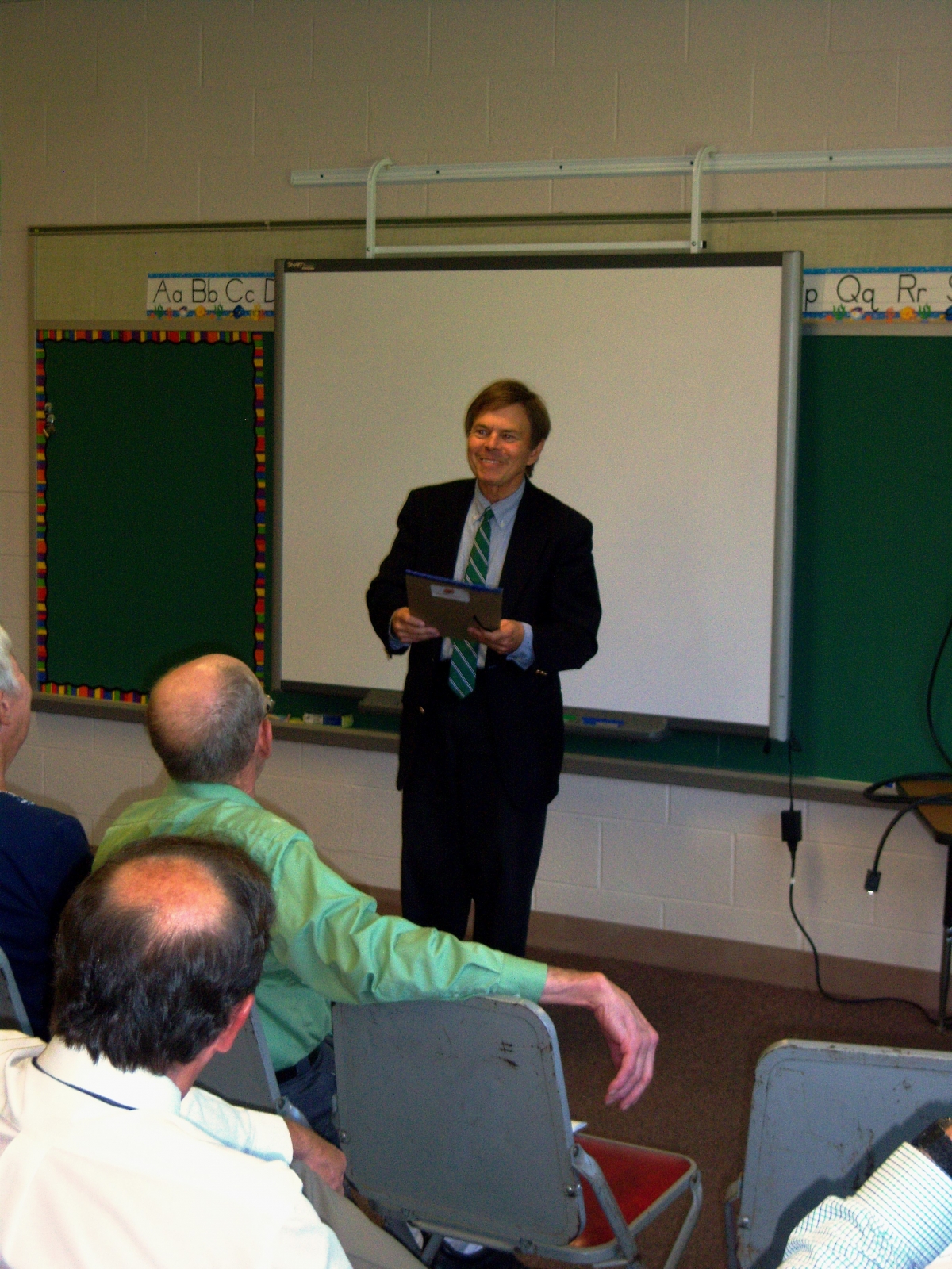 Legislator Earl McElfresh presenting at the Dept. of Aging's 2014 Senior Forum